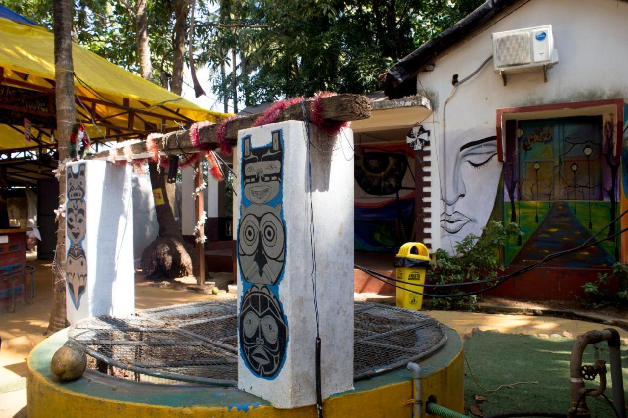 That Crazy Hostel Anjuna Exterior foto